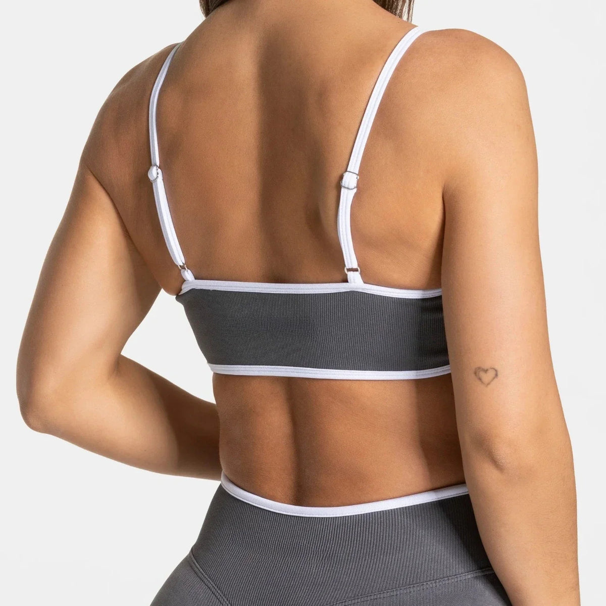 Women Solid Color Gym Sports Bra Summer Yoga Fitness Top Sexy Backless Knit Bra with Chest Cushion Suspender Breathable Bra