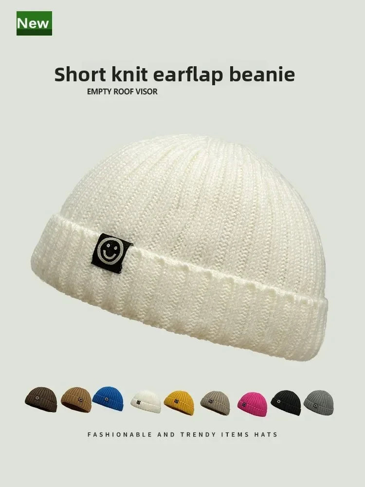 Men's Warm Smile Face Patch Knit Beanie Winter Skull Cap Short Cuff Soft Ribbed Knitted Hat for Outdoor Daily Wear