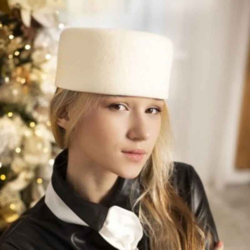 Vintage Hard Top Flat Fedoras Hats Women 100% Wool Felt Berets Hat Wedding Fascinator Caps Wedding Cocktail Party Pillbox Hat