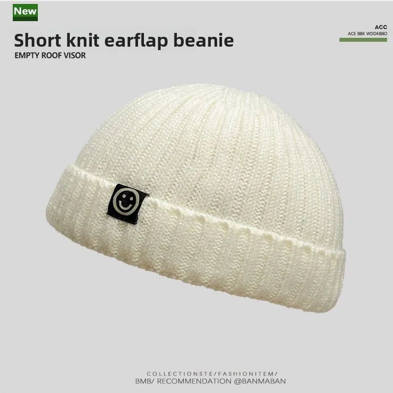 Men's Warm Smile Face Patch Knit Beanie Winter Skull Cap Short Cuff Soft Ribbed Knitted Hat for Outdoor Daily Wear