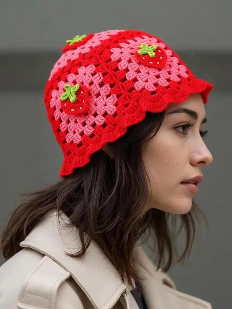 Lady'S Cartoon Red Strawberry-Shaped Fisherman'S Hat, Bohemian-Style Hand-Crocheted And Hollowed-Out Ruffled Cute Knitted Hat