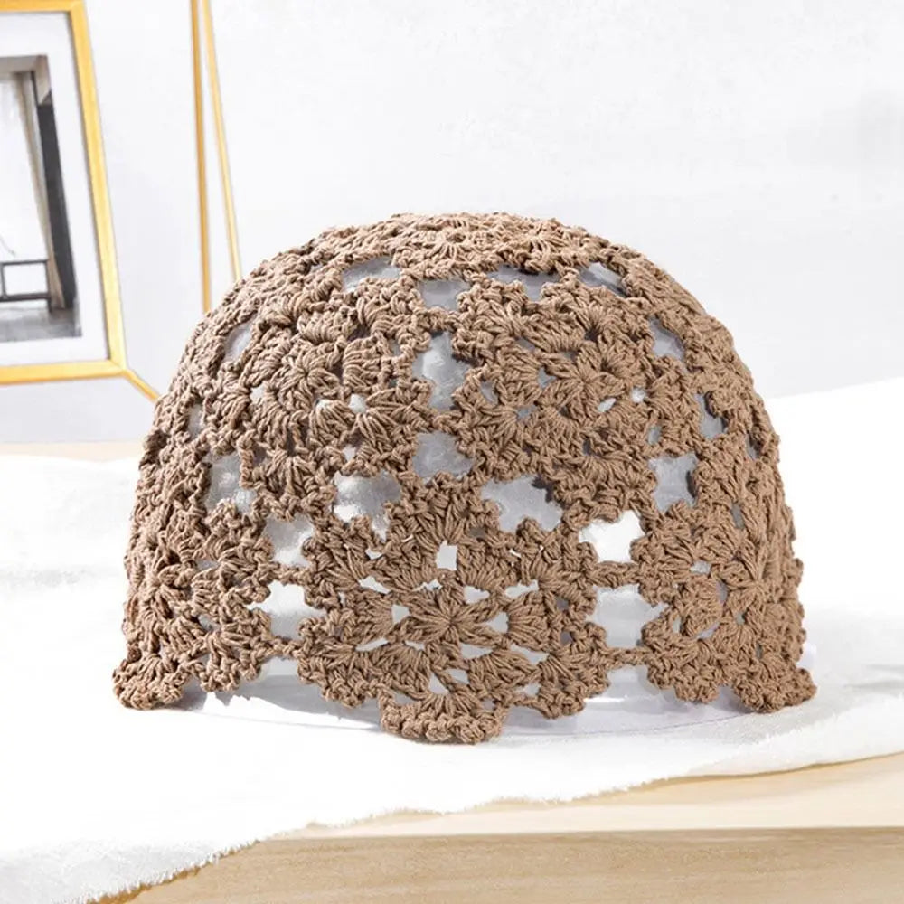 Women's Hollowed Out Knitted Hat Casual Beret Cap Fashion Flowers Breathable Skullies Hat Sun Visor Summer Headwear