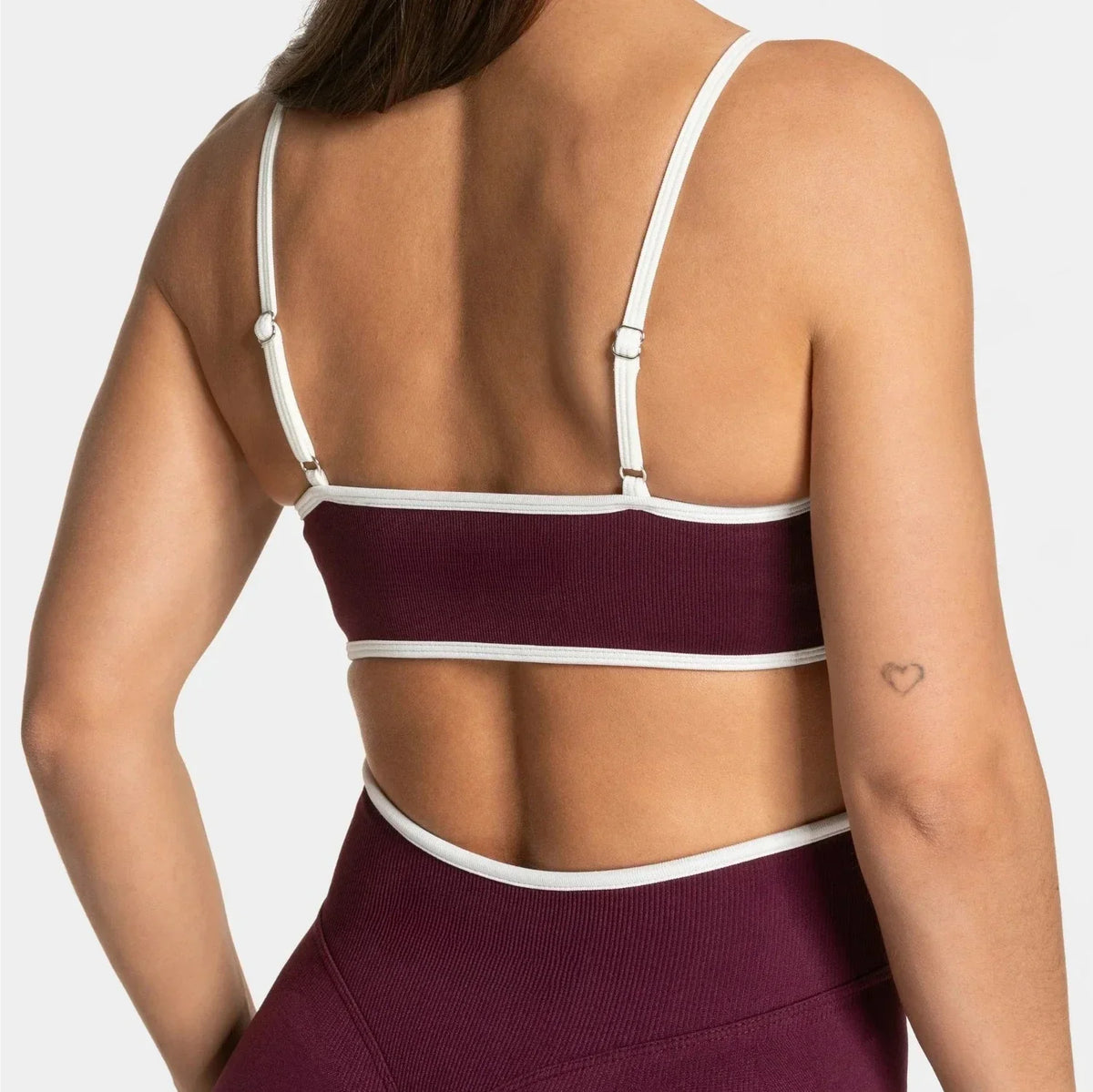 Women Solid Color Gym Sports Bra Summer Yoga Fitness Top Sexy Backless Knit Bra with Chest Cushion Suspender Breathable Bra
