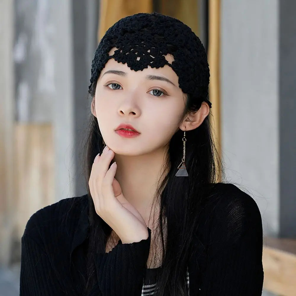 Women's Hollowed Out Knitted Hat Casual Beret Cap Fashion Flowers Breathable Skullies Hat Sun Visor Summer Headwear