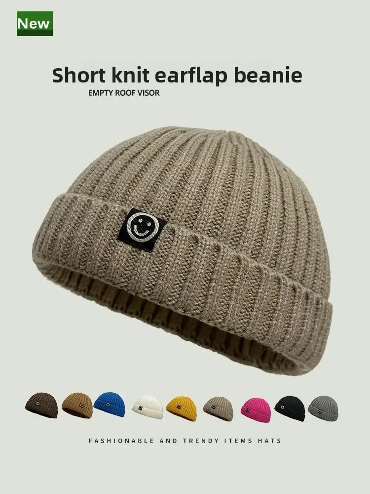 Men's Warm Smile Face Patch Knit Beanie Winter Skull Cap Short Cuff Soft Ribbed Knitted Hat for Outdoor Daily Wear
