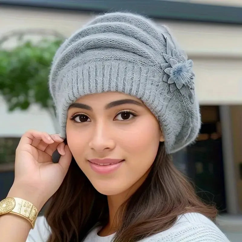 1pc Women's Winter warm Flower beanie Hat,outdoor windproof fashion Thick Beret Warm Knitted fleece Hat Autumn Winter Mom Hat