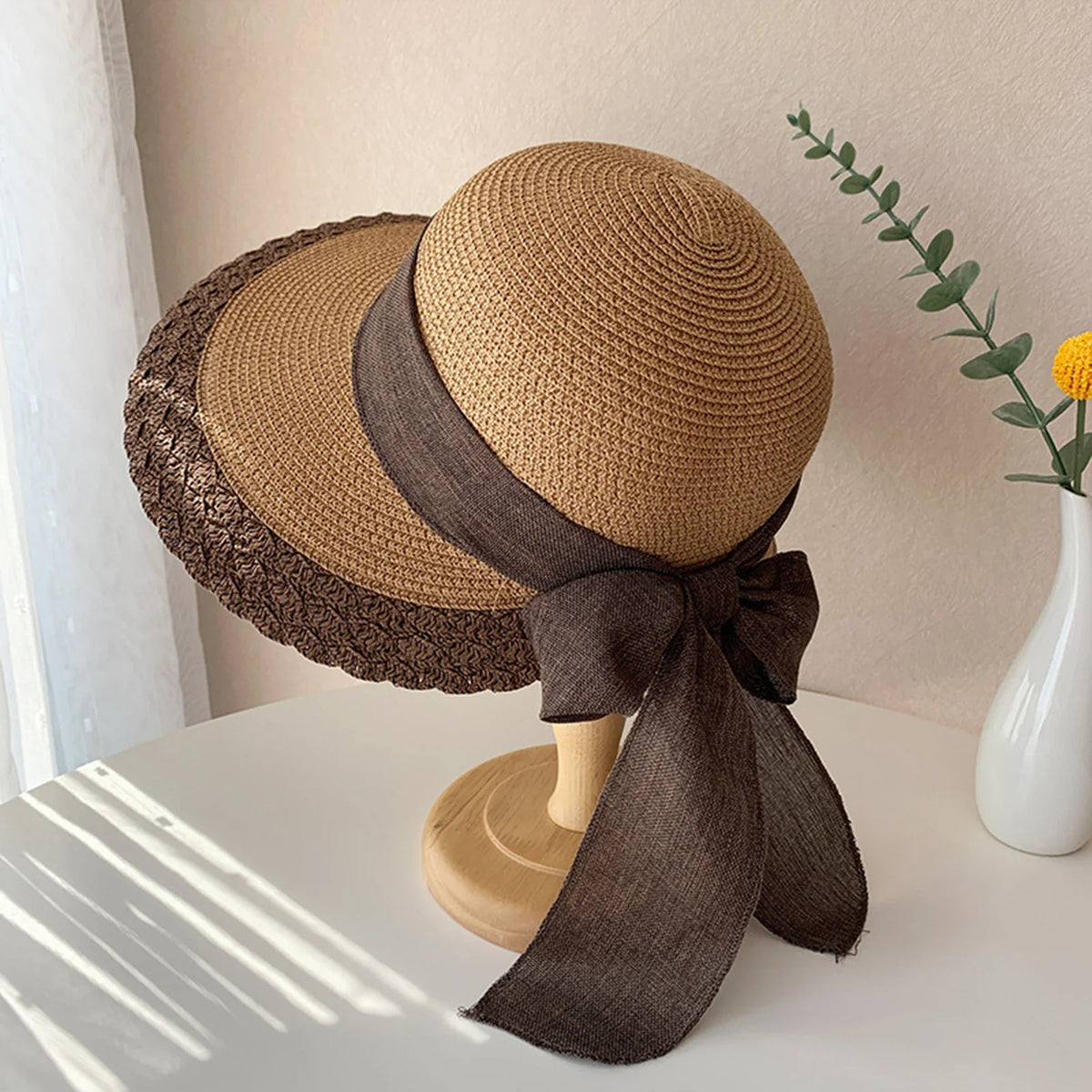 Women Summer Beach Sun Hat Women Wide Brim Summer Hat Portable Foldable Design Elegant Straw Hats for Pool Park Vacation Camping