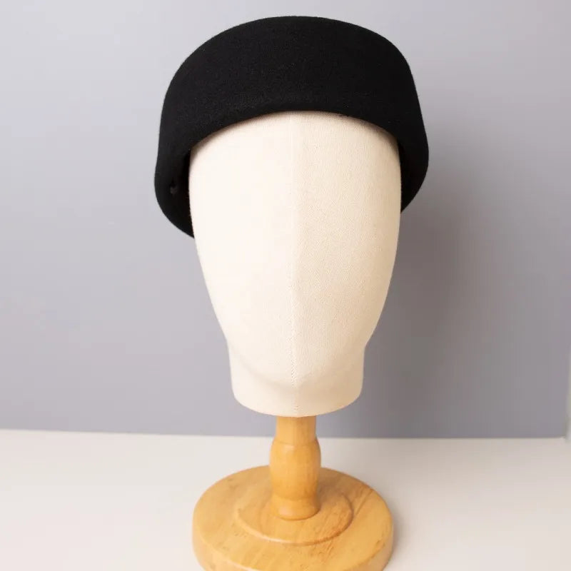 Vintage Hard Top Flat Fedoras Hats Women 100% Wool Felt Berets Hat Wedding Fascinator Caps Wedding Cocktail Party Pillbox Hat