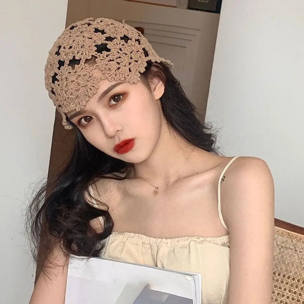 Women's Hollowed Out Knitted Hat Casual Beret Cap Fashion Flowers Breathable Skullies Hat Sun Visor Summer Headwear