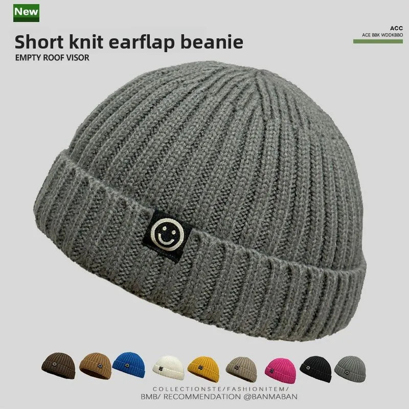 Men's Warm Smile Face Patch Knit Beanie Winter Skull Cap Short Cuff Soft Ribbed Knitted Hat for Outdoor Daily Wear